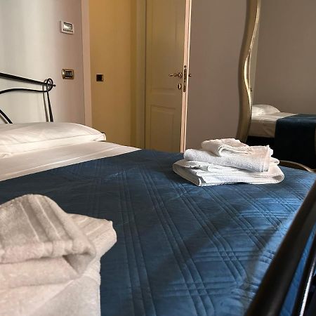 Piazza Maggiore Luxury Apartment Bologna Exterior photo